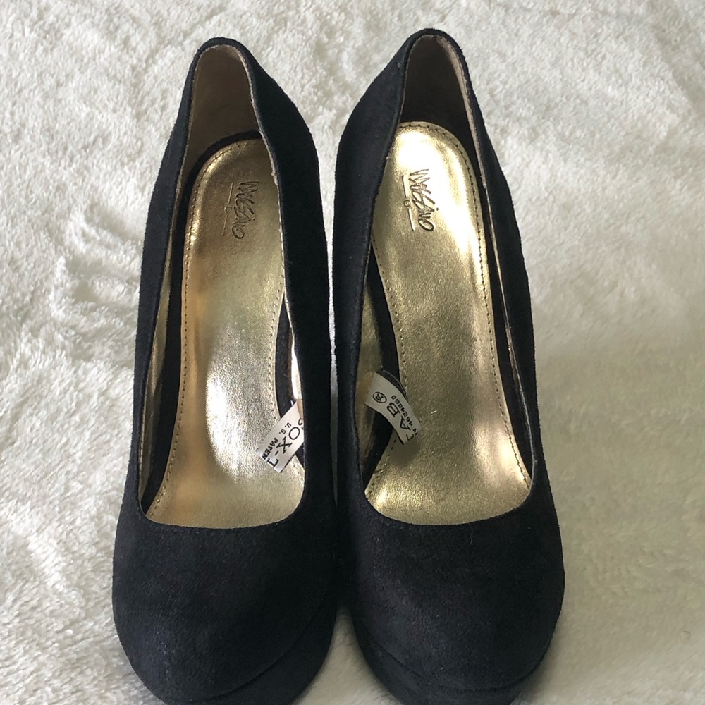 Black wedge high heels size 8.5